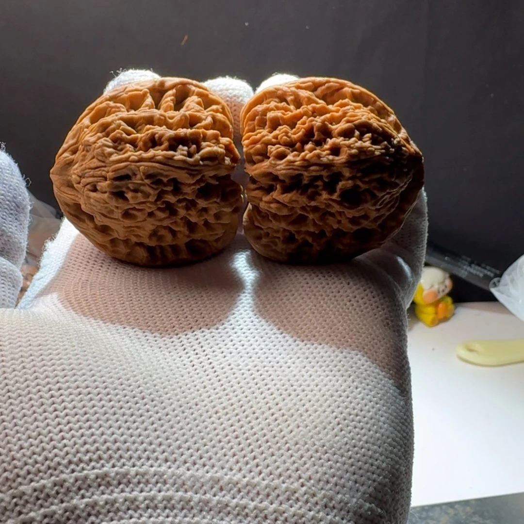 文玩核桃把件13号链接万字狮子头桩型43-40-42