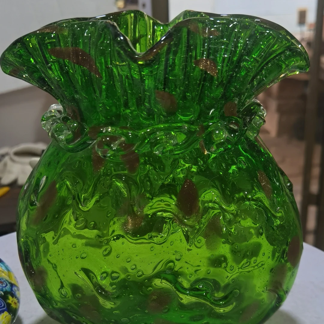 手工琉璃绿色描金福袋桌面摆件