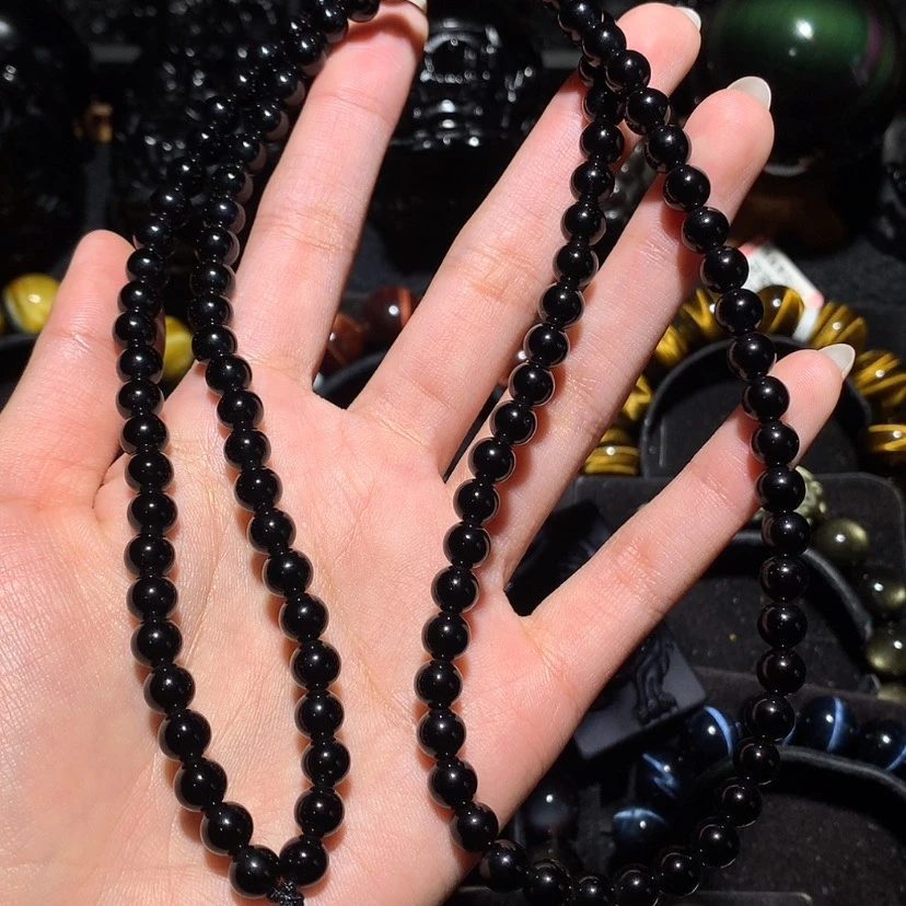 【闪购商品】未镶嵌黑曜岩珠宝奇石4***?