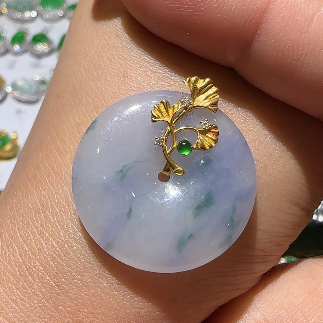 【闪购商品】颈饰18K金镶嵌翡翠天然