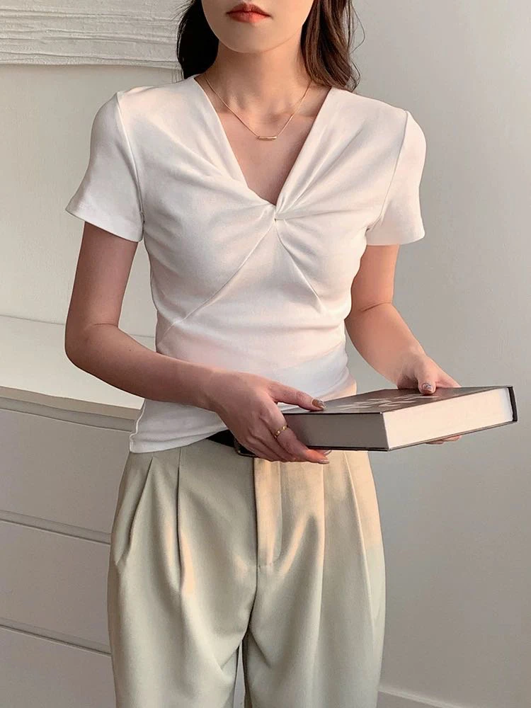 美美推荐8808新款v领扭结短袖t小众修身褶皱正肩半袖上衣