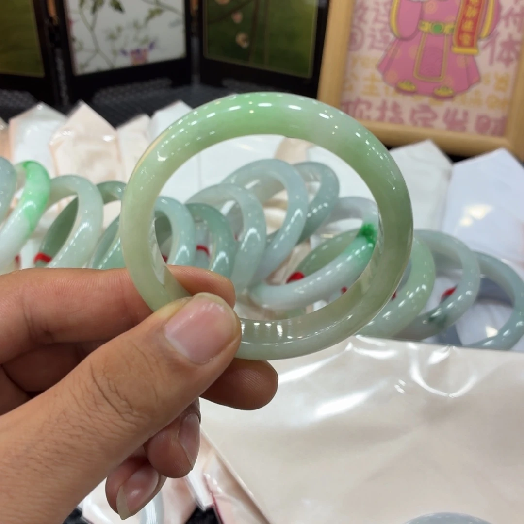 不***语翡翠未镶嵌手镯手镯