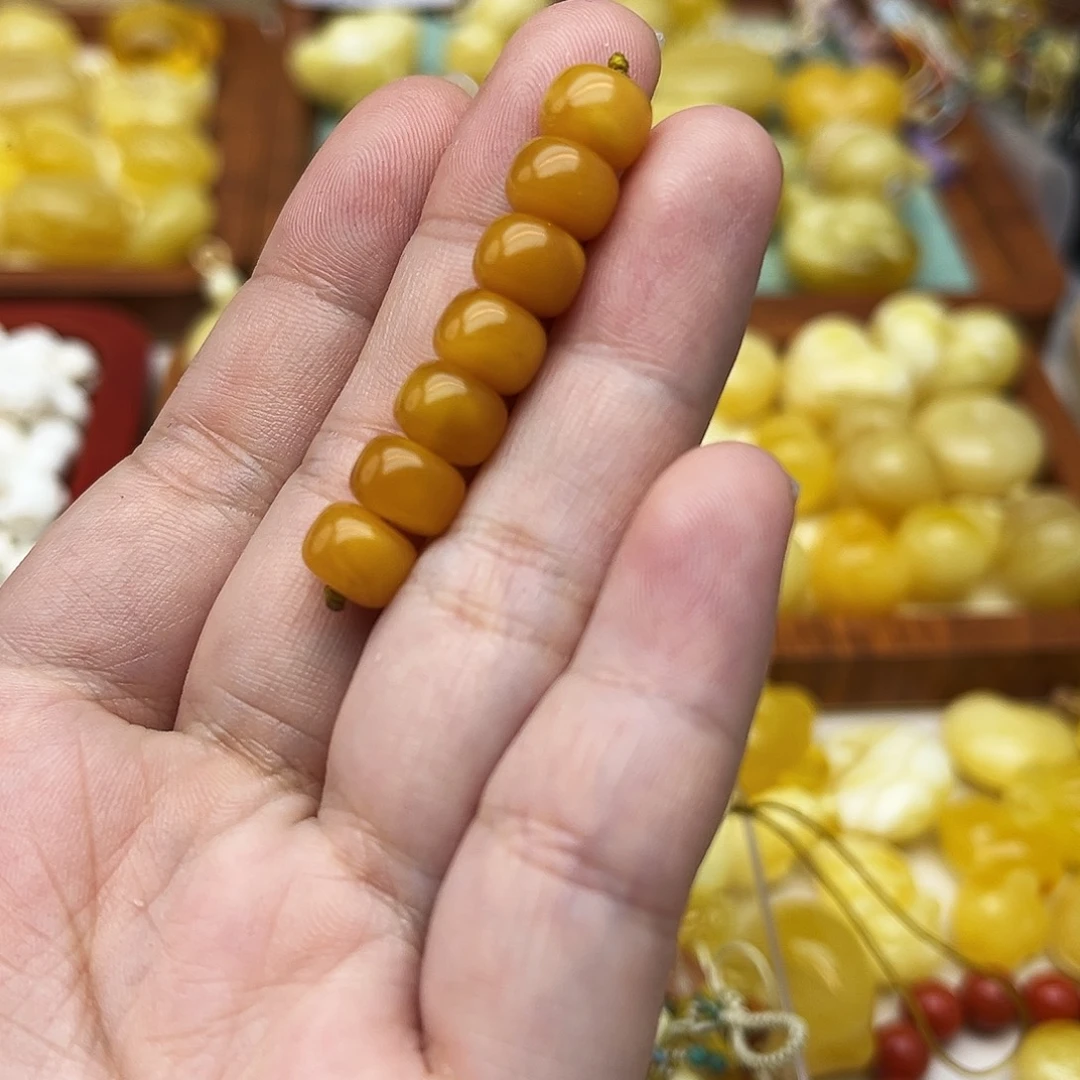 蜜蜡未镶嵌裸石微瑕品介意勿拍
