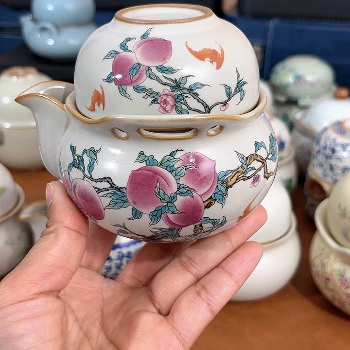 九桃一壶一杯手抓壶