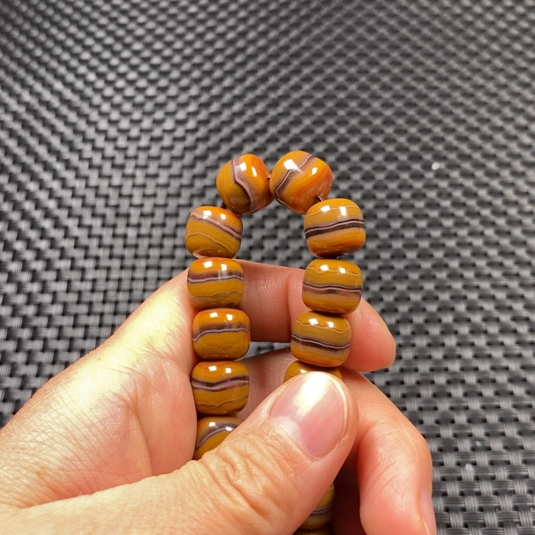 玛瑙/玉髓手串未镶嵌浩*