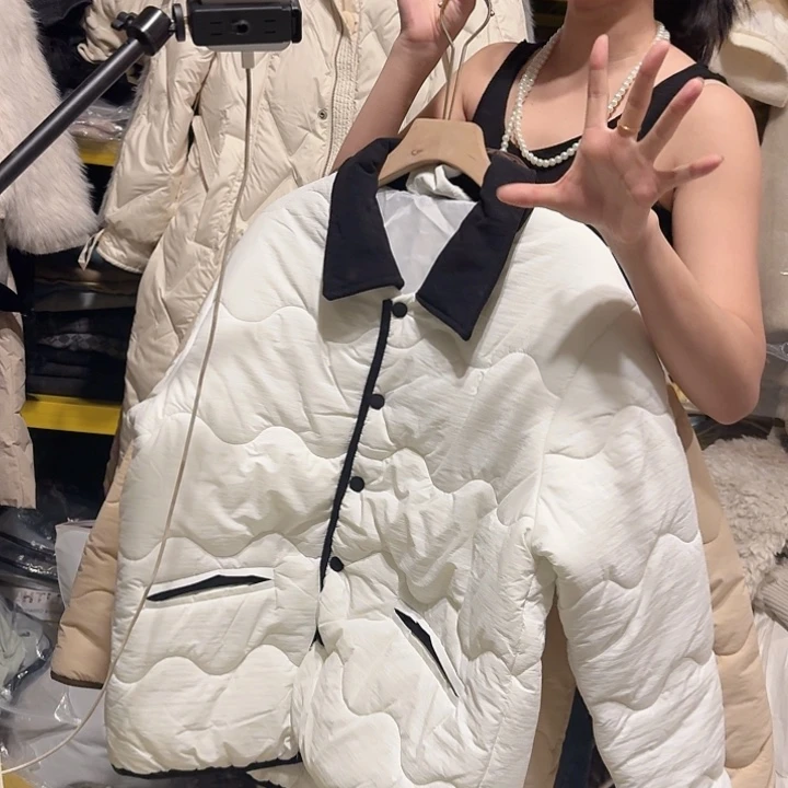 全新无暇白色m棉服