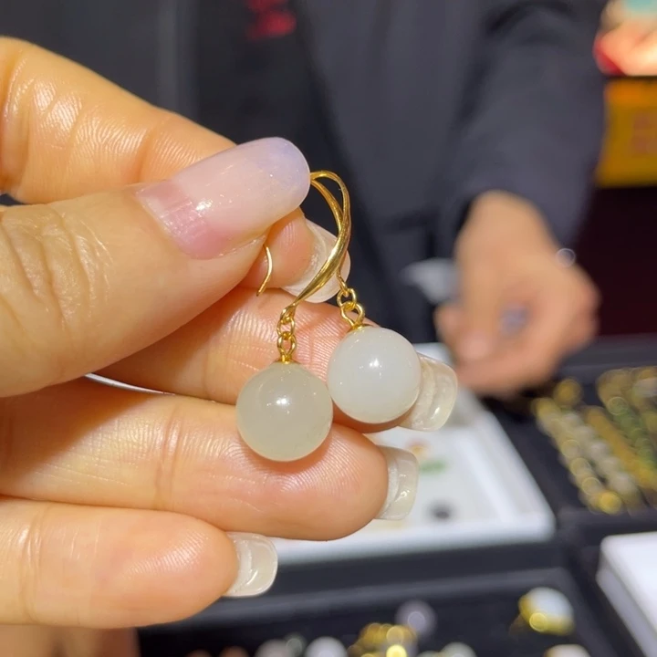 和田玉银S925镶嵌耳饰