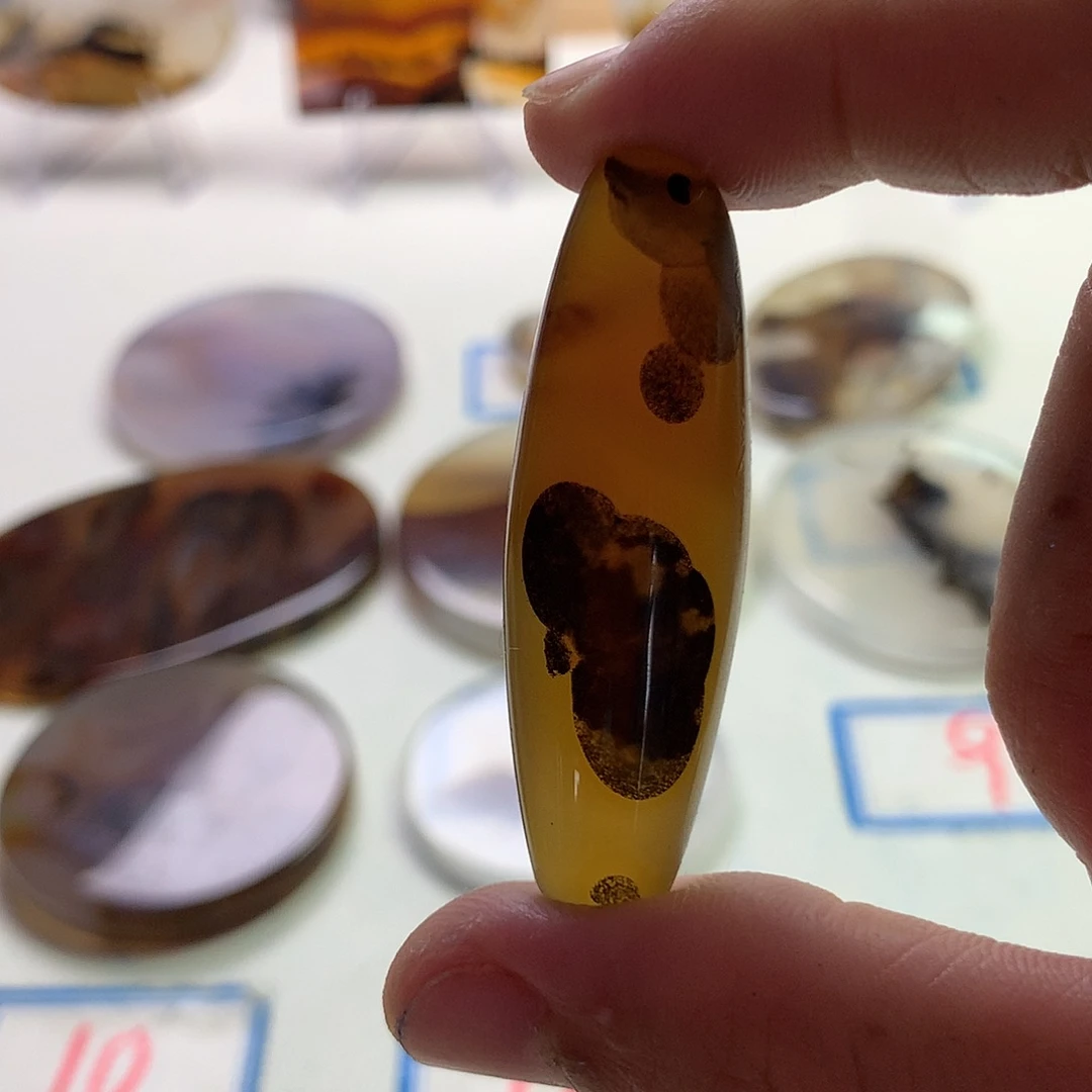 玛瑙/玉髓未镶嵌珠宝半成品