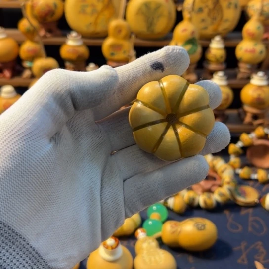 今***呀大叶紫檀（黑酸枝木类）