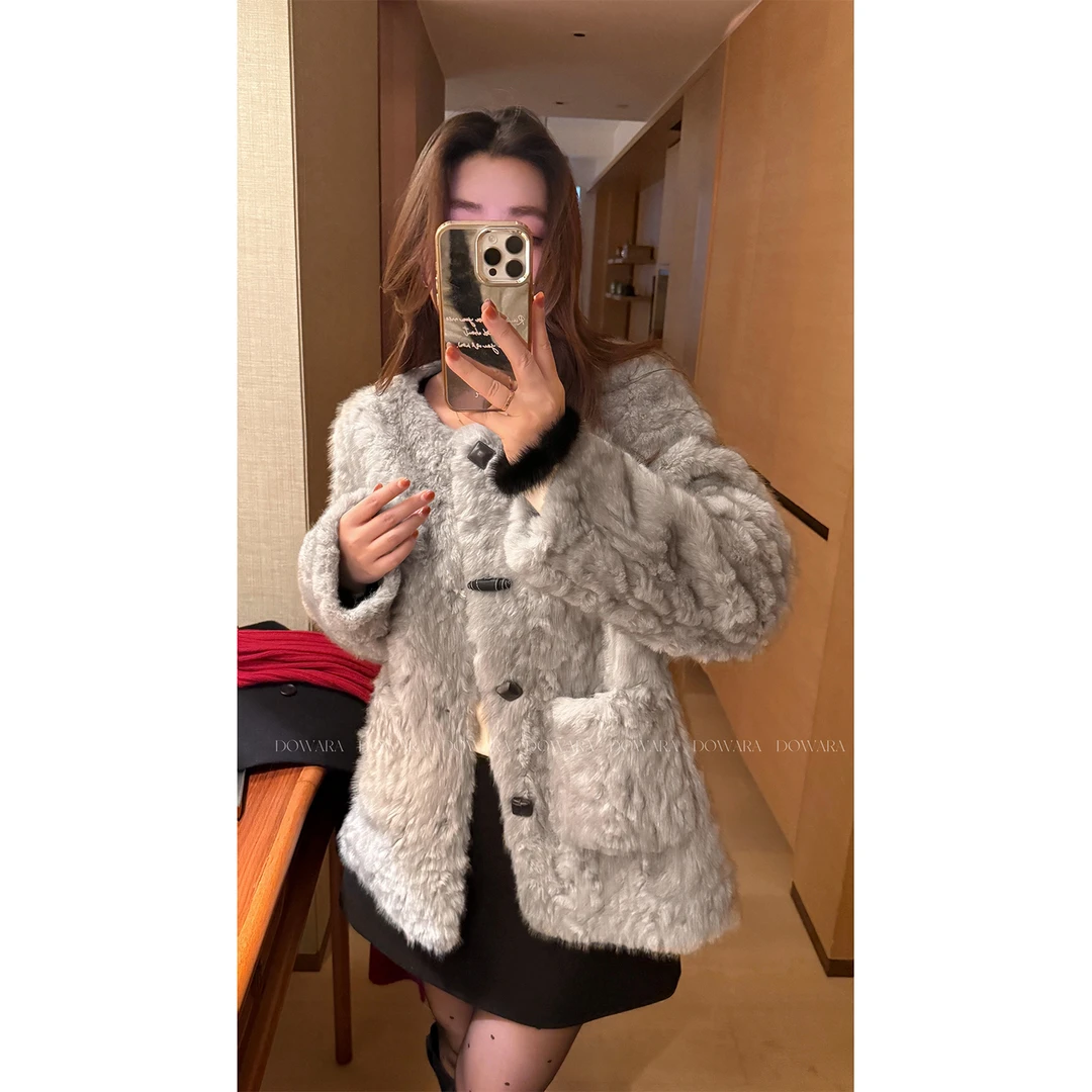 大婉酱微胖定制【华尔街】毛毛一体外套牛角扣设计感百搭外套 0459D