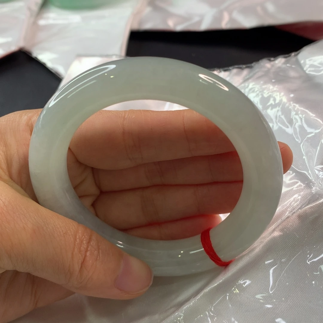 翡翠未镶嵌手镯翡翠手镯57