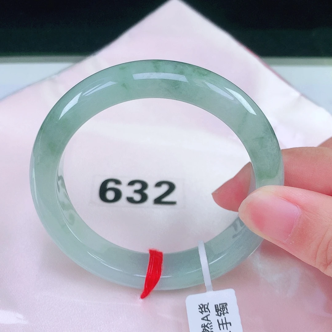 未镶嵌手镯翡翠翡翠手镯