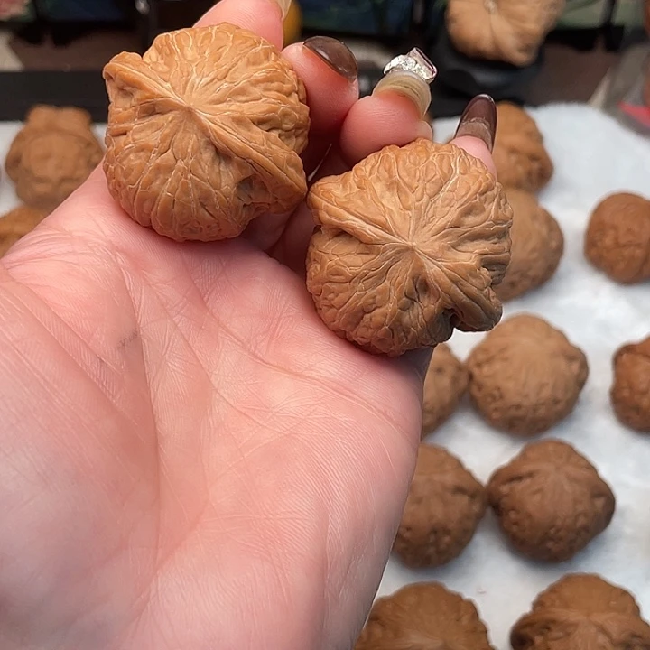 5***.核桃手串/手链铁锤40