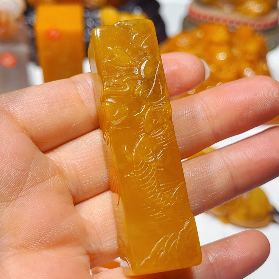 田黄石乞**业石雕石雕石雕