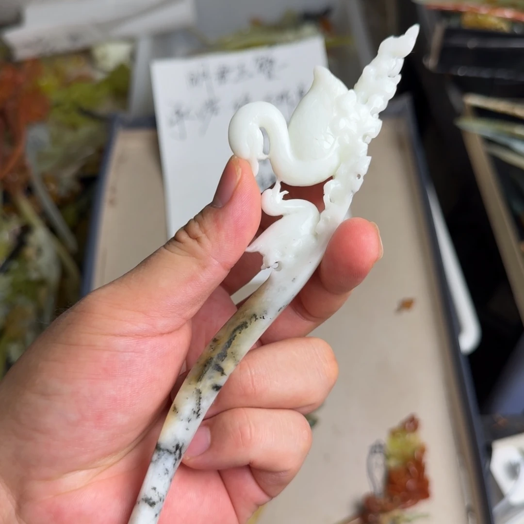 蛇纹石玉未镶嵌发饰