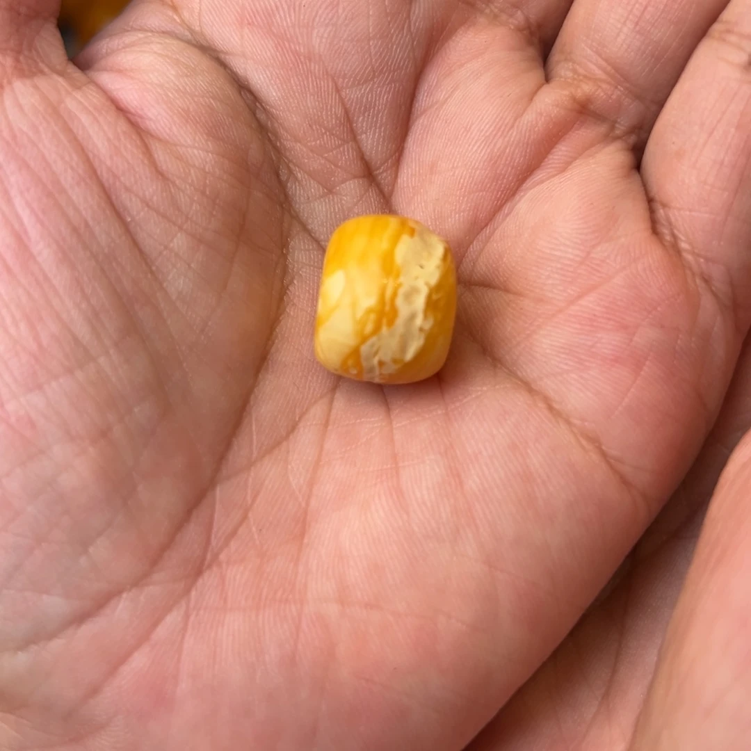 蜜蜡未镶嵌吊坠(不含链)