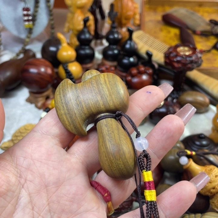 维腊木（绿檀）美**友11111