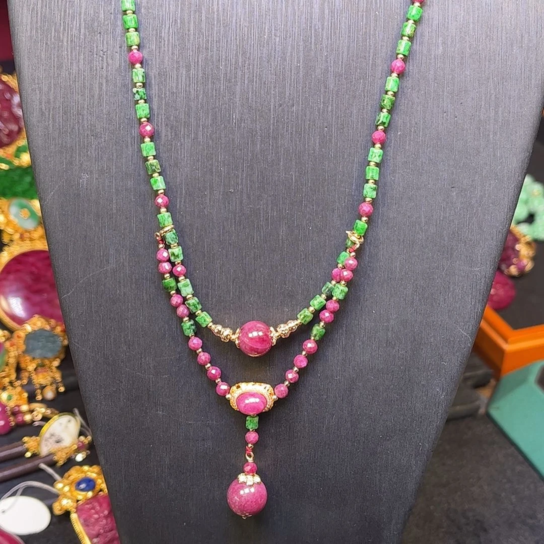 未镶嵌红宝石颈饰