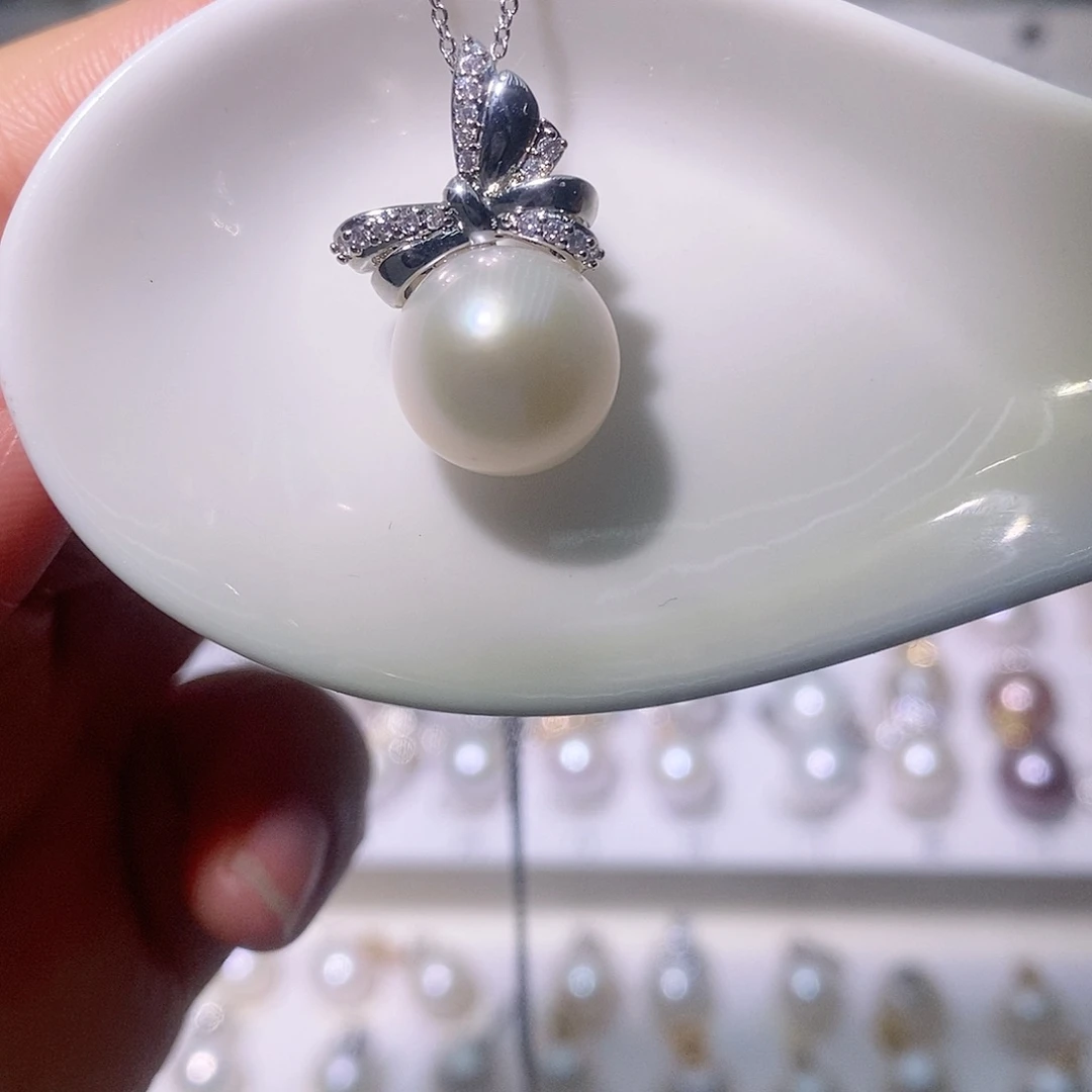淡水珍珠吊坠(赠链)合金尺寸12/13毫米
