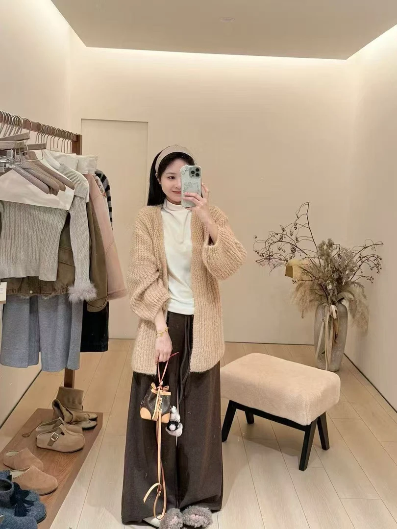 2025秋冬新款韩系慵懒风软糯毛衣外套女针织开衫上衣休闲裤三件套