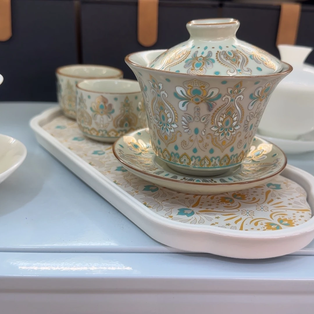 这些盖碗真好看！！！