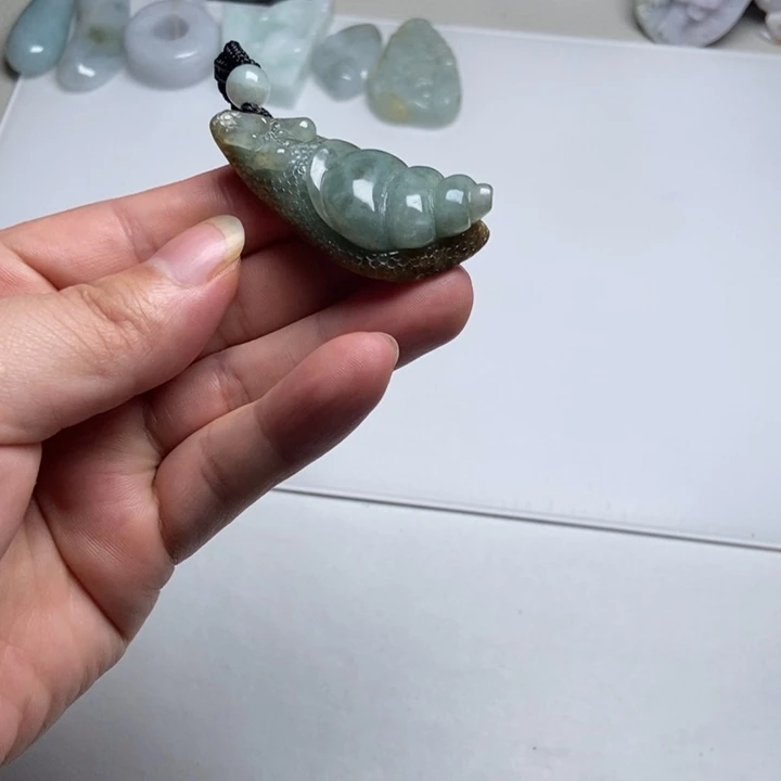 翡翠未镶嵌颈饰蜗牛11