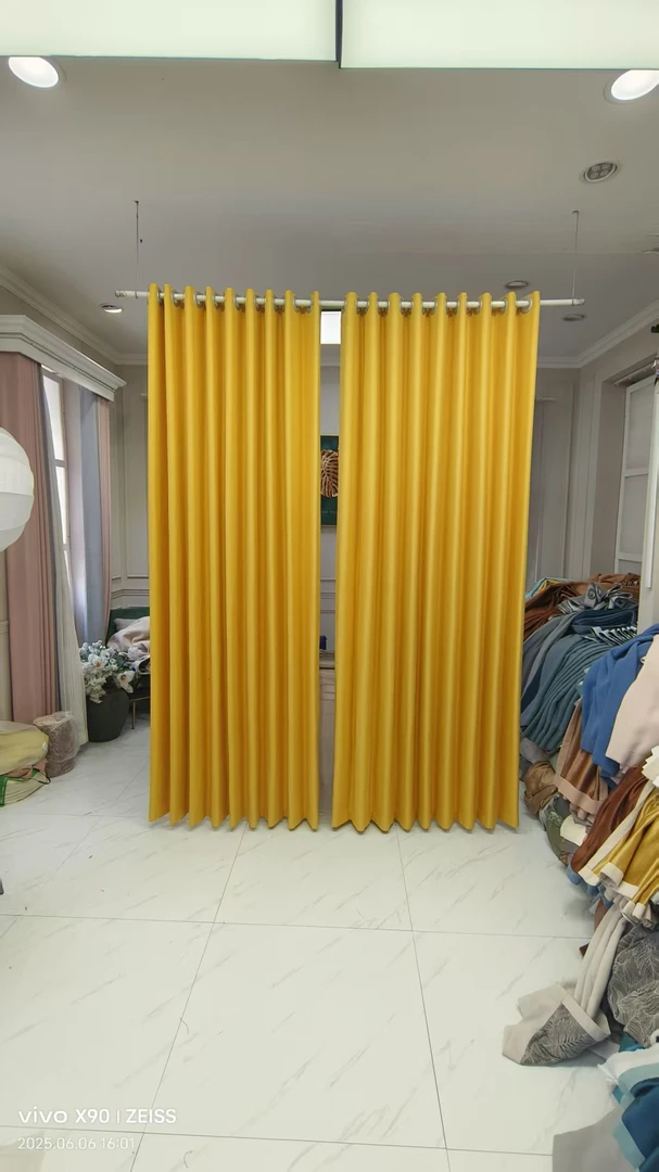 成品窗帘麻料橙黄色  （中间对开）