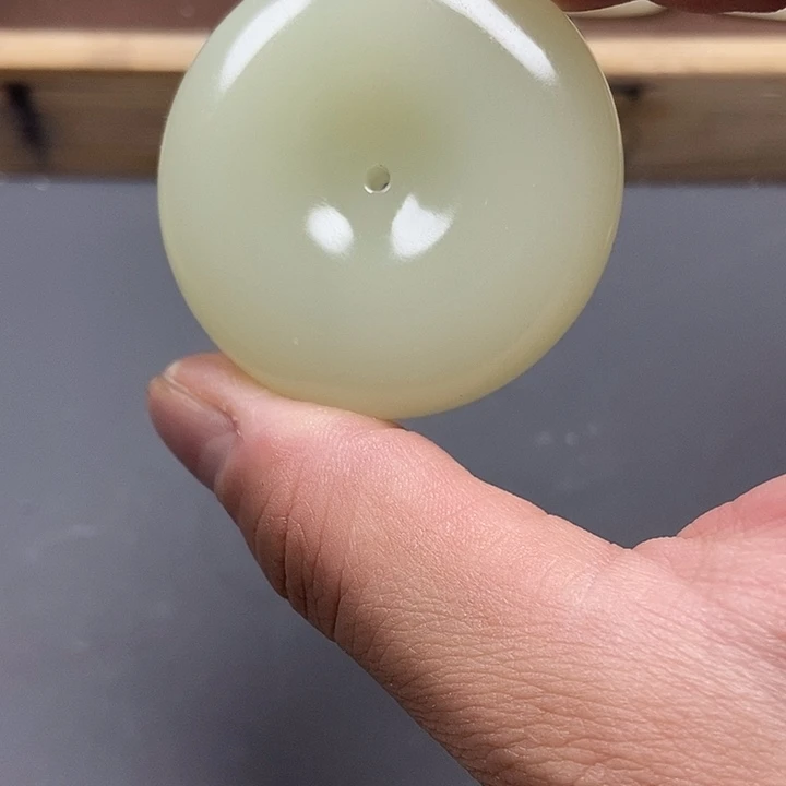 和田玉（糖玉）未镶嵌挂件