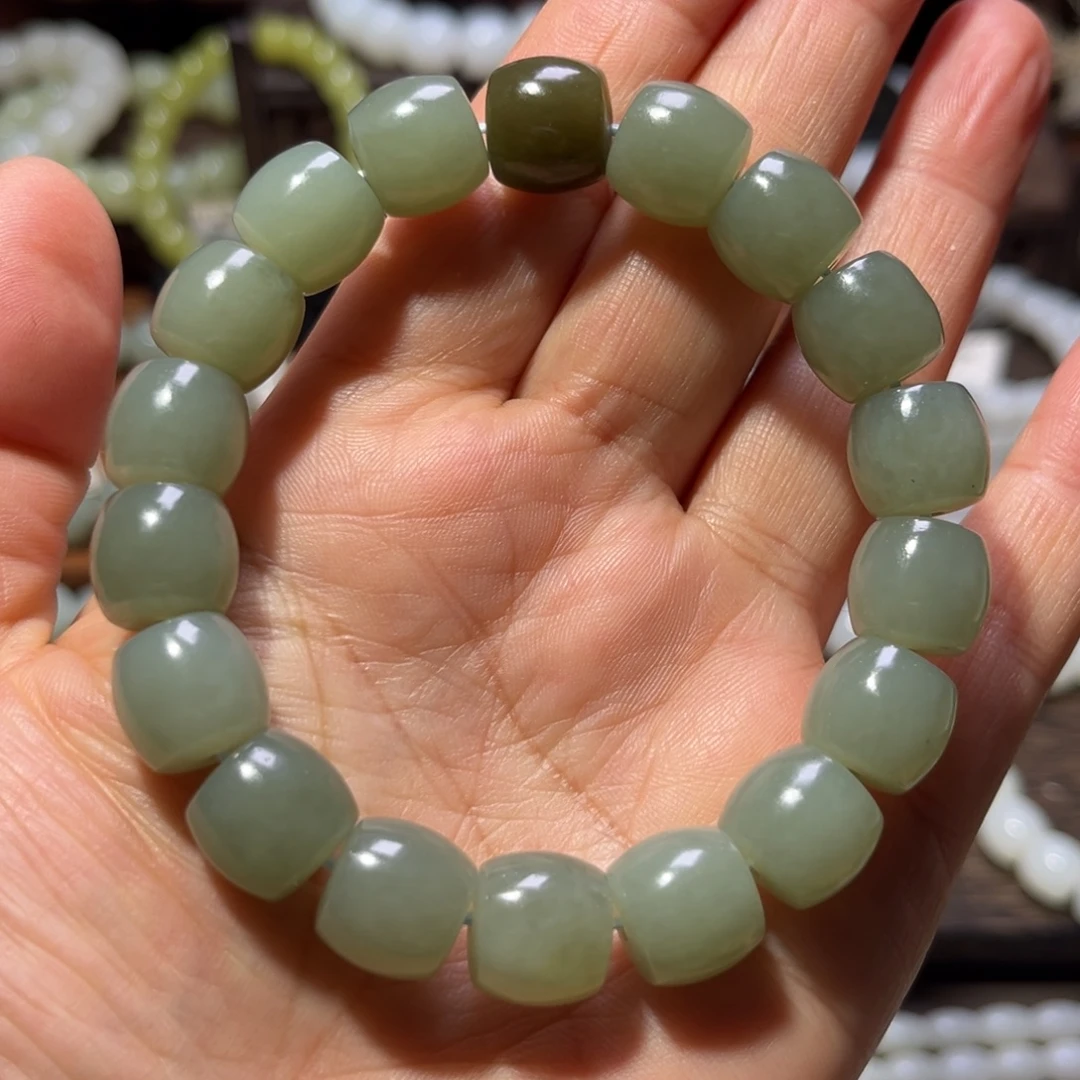 和田玉未镶嵌手链