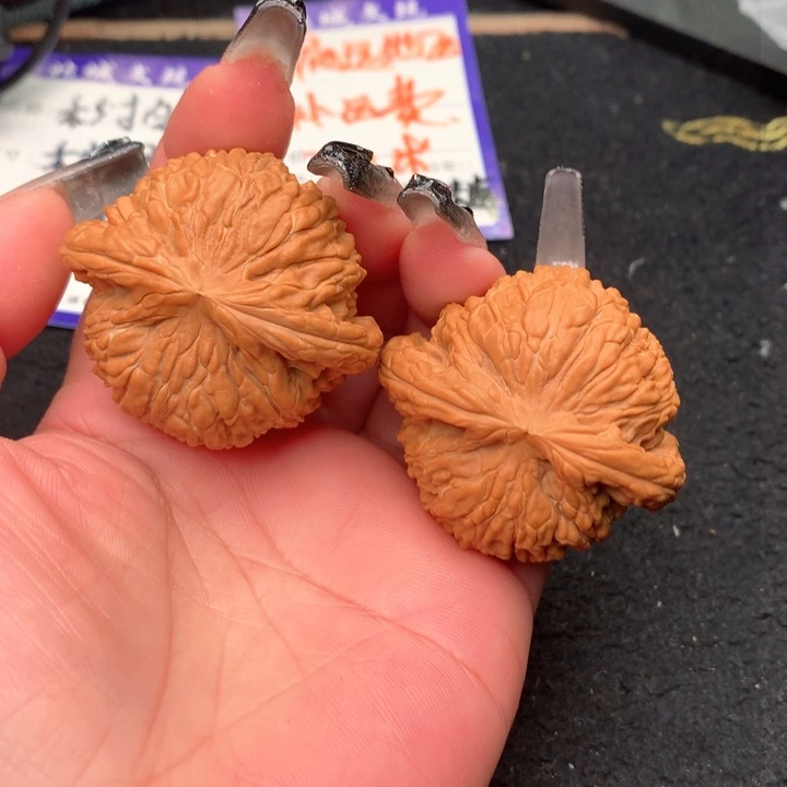 文玩核桃吊坠30号44白狮子全