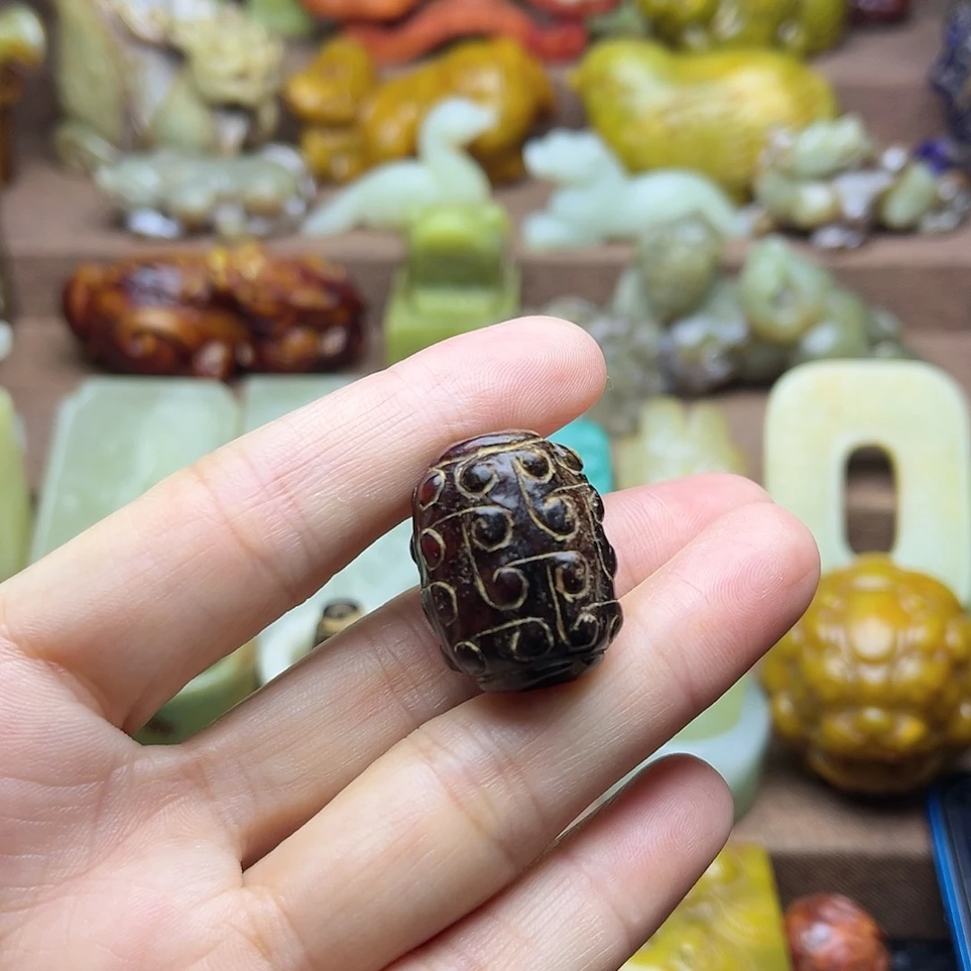 白玉菩提吊坠1。。