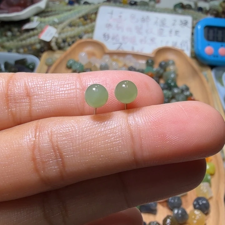 和田玉未镶嵌珠宝半成品