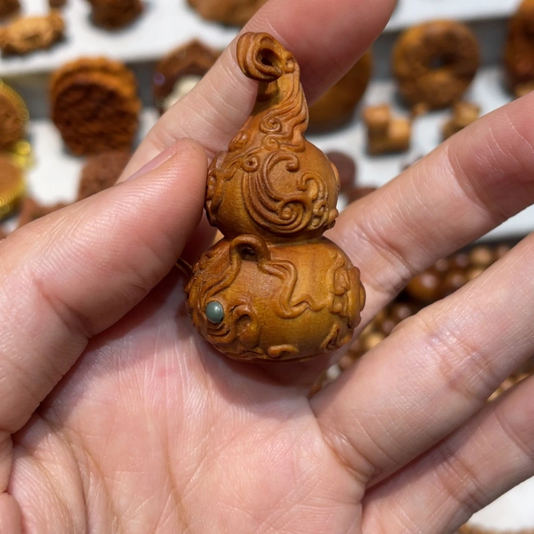 【闪购商品】檀香木吊坠大*猪小吊坠手工