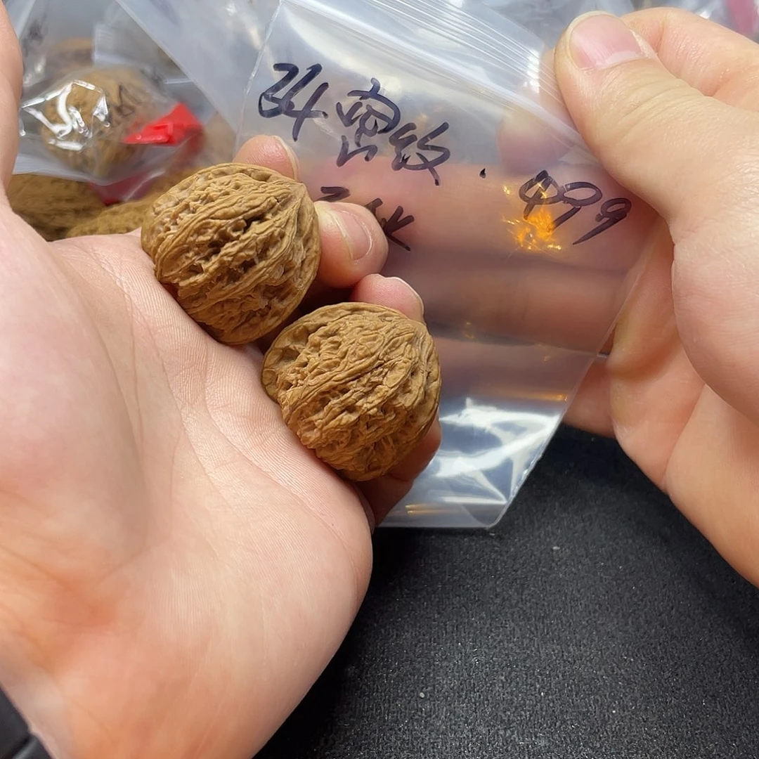 把件文玩核桃密纹