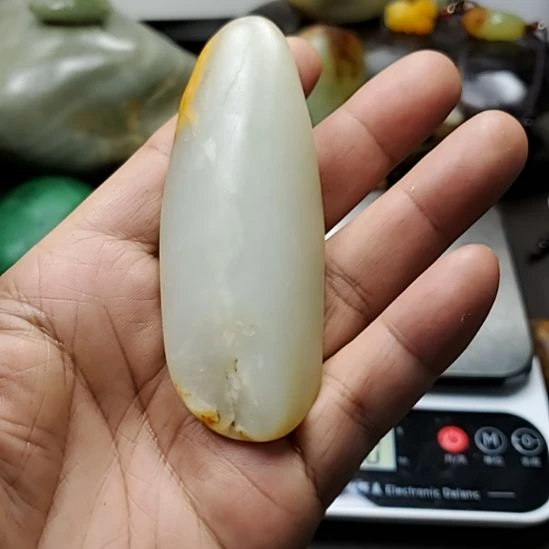 和田玉（糖玉）未镶嵌挂件