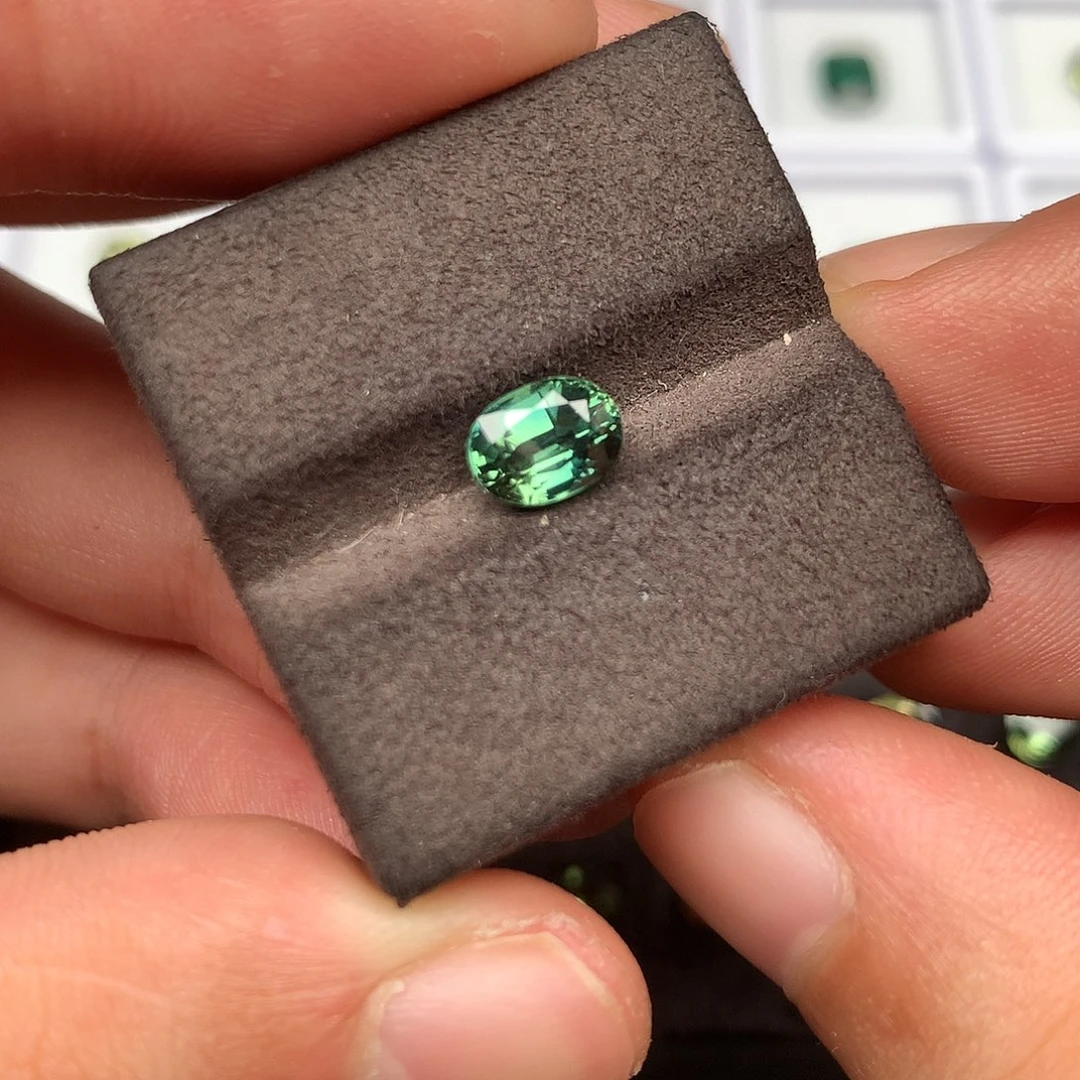 蓝宝石裸石蓝宝石裸石1.62ct