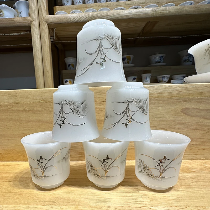 璞玉玉兰花马蹄杯容量约40ml