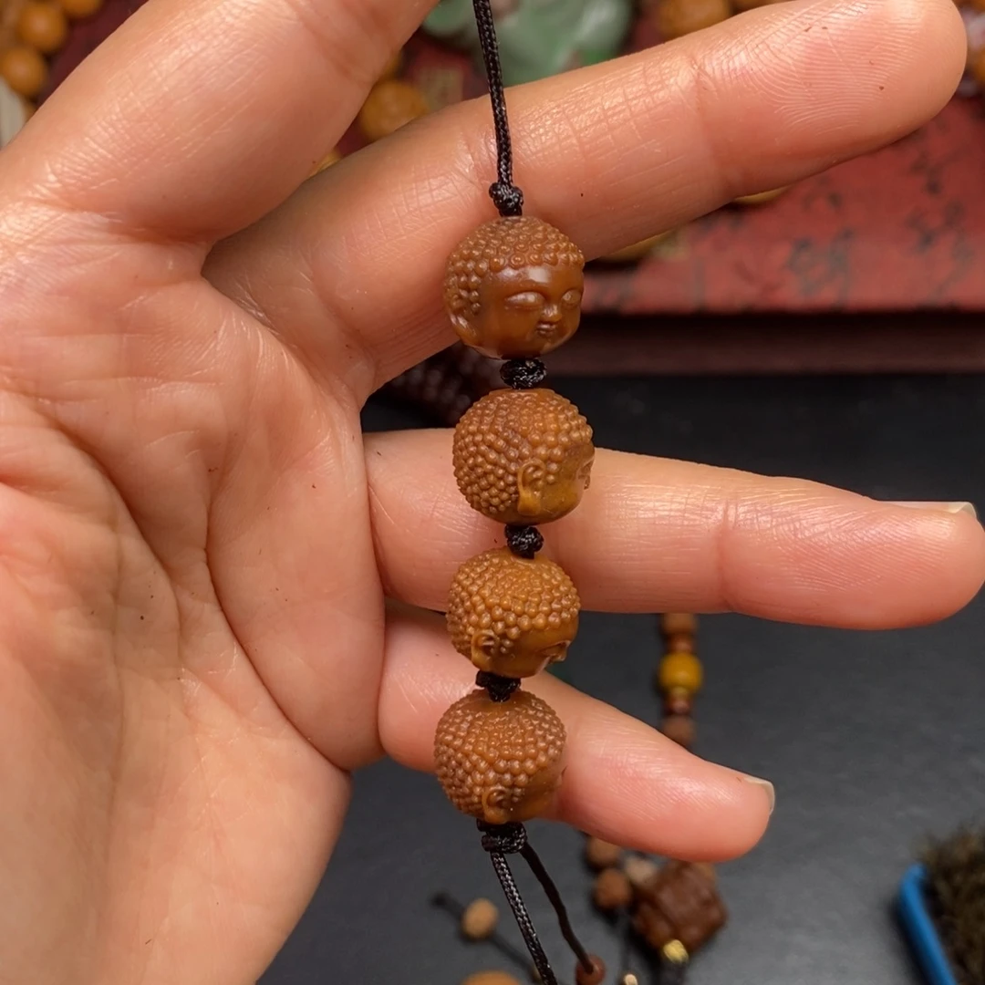 画***鹤猴头核桃吊坠橄榄核雕