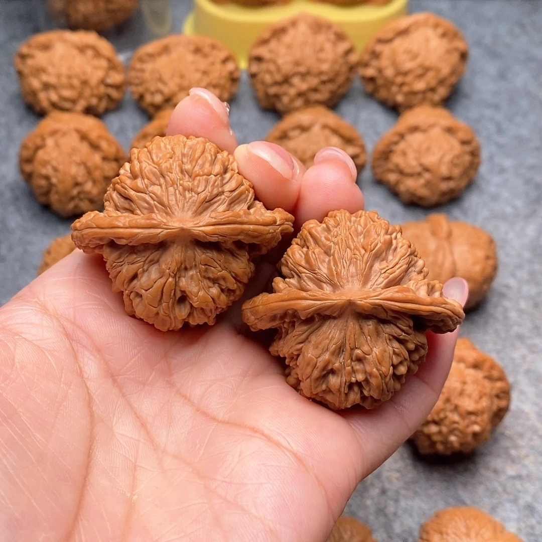 文玩核桃把件精品四座楼45全品