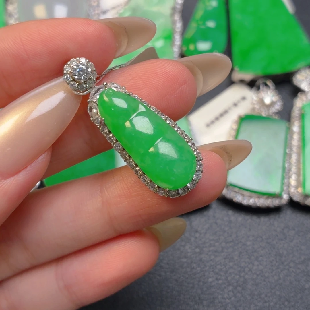 翡翠银S925镶嵌颈饰