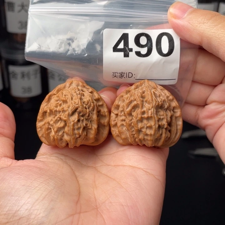 文玩核桃把件38三角白