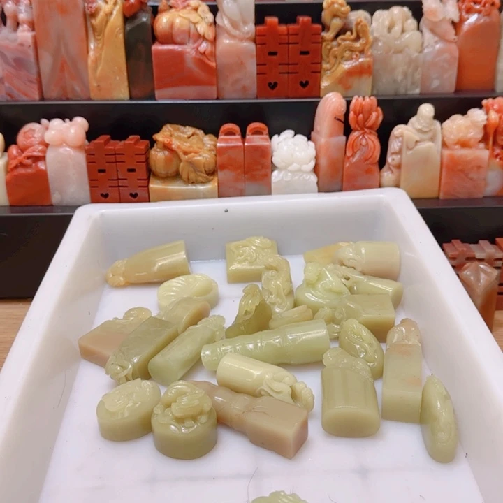 印度石小****雨00000000000000000