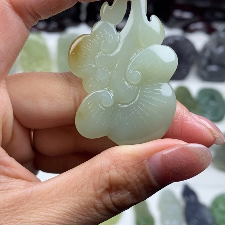 和田玉（糖玉）未镶嵌颈饰93