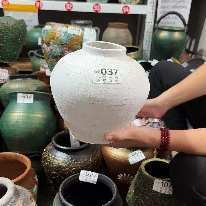 瑕疵白坛子037高度20口径8