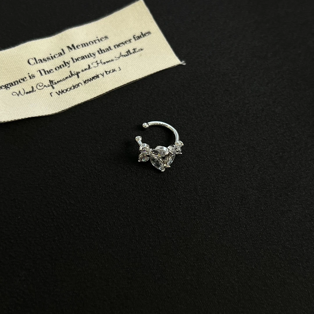 铜合金合成锆石耳饰 气质【蝶群共舞】蝴蝶耳骨夹