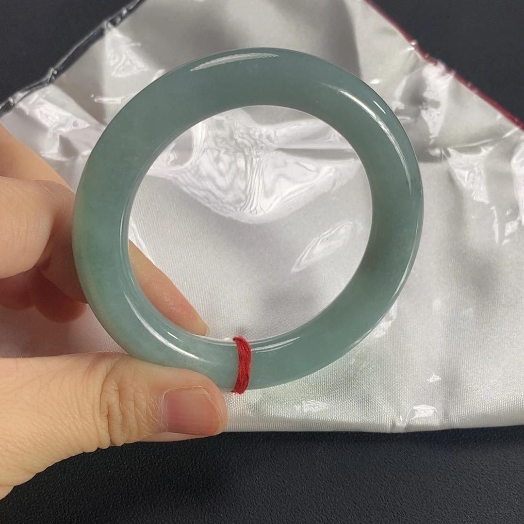 翡翠未镶嵌手镯54圈