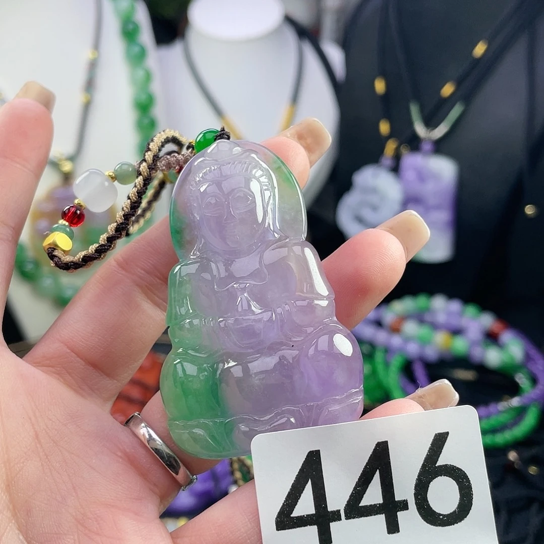 翡翠未镶嵌吊坠(赠链)