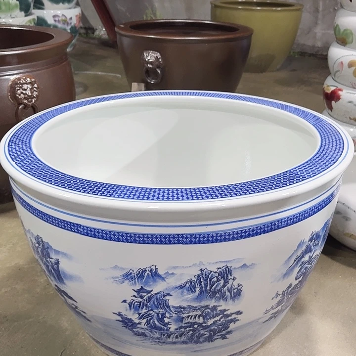 瓷片口径65厘米 高度42厘米