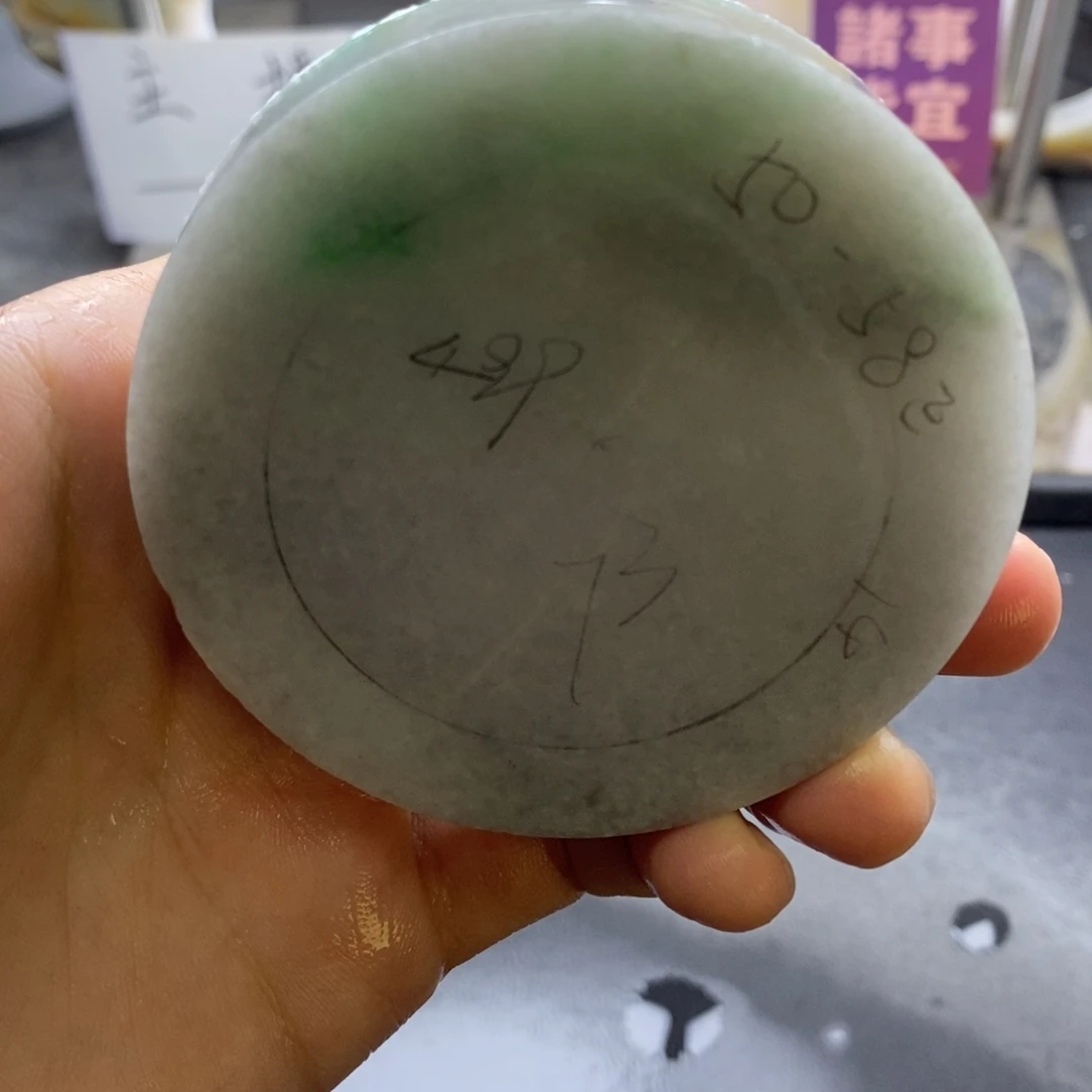 定制翡翠未镶嵌翡翠手镯