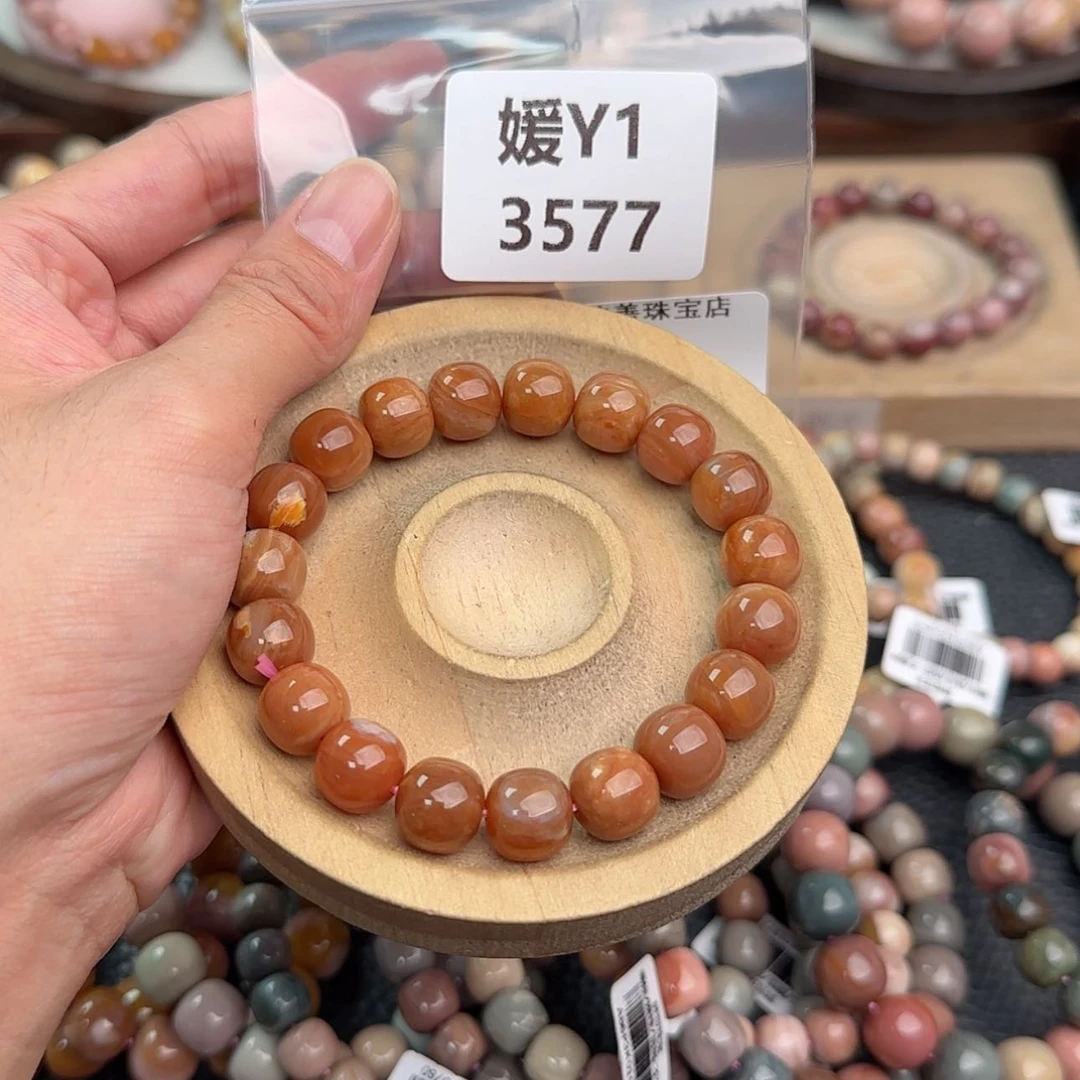 【闪购商品】未镶嵌手链石英质玉大*子